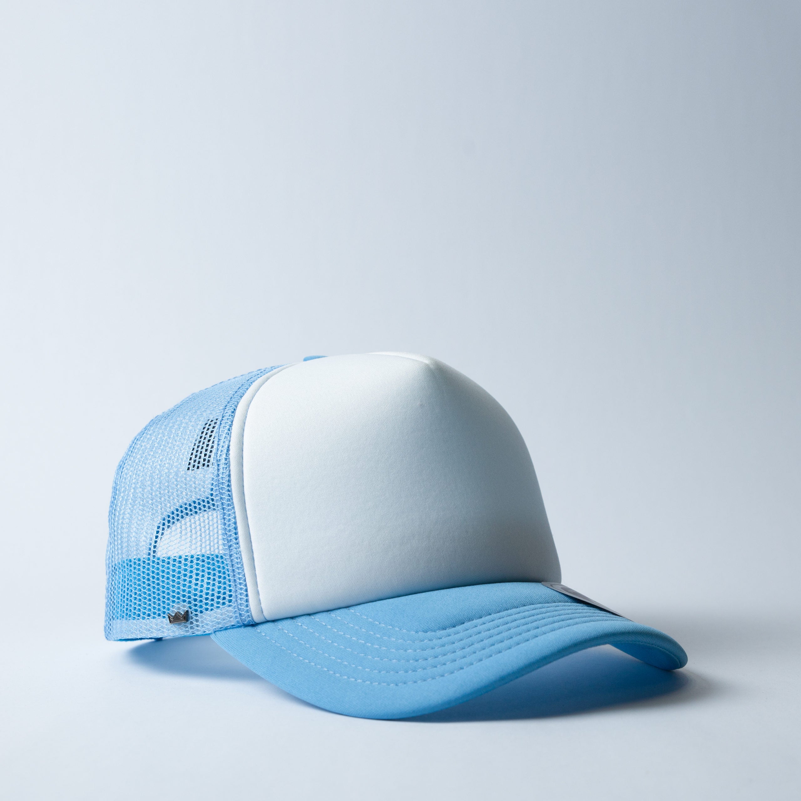 The 5 Panel Curved Peak Trucker