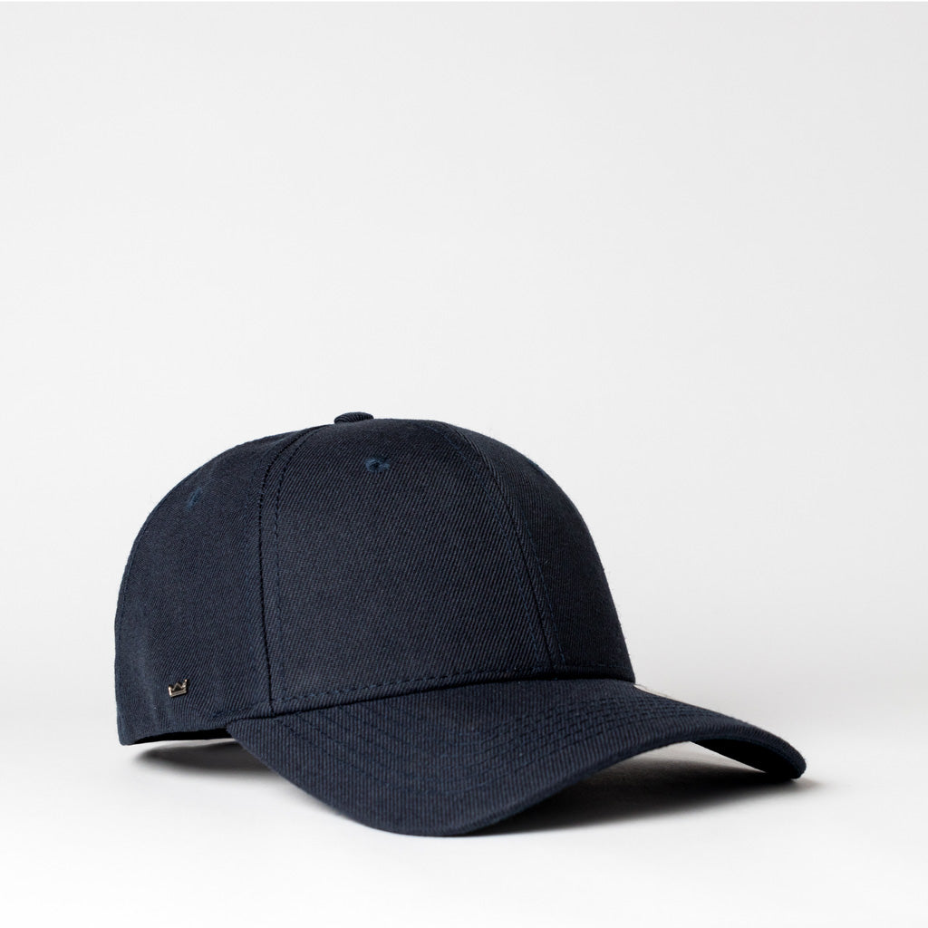 The 6 Panel Curved Peak Snapback